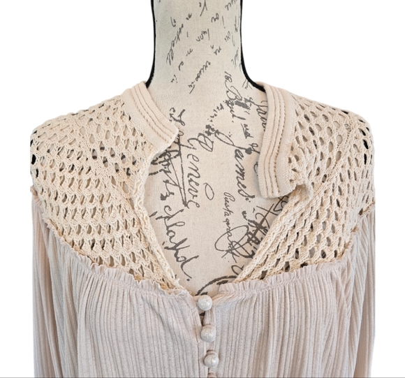 Gimmicks Crochet Yoke Cream Boho Long Sleeve Henley Peasant Top M - Picture 6 of 10